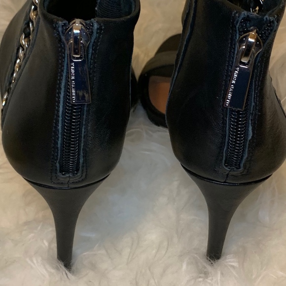 Vince Cumuto Heals - Picture 3 of 4